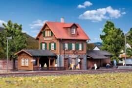 Kibri 37704 N Bahnhof Unterlenningen