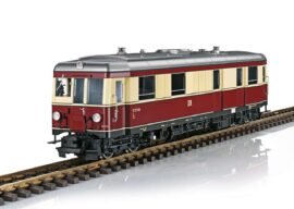 LGB 26391 DR Triebwagen VT 137