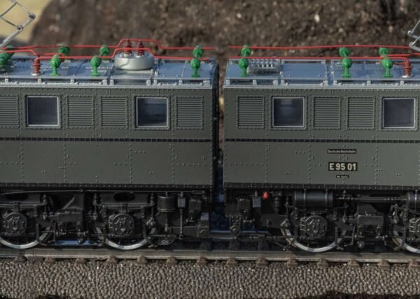 Märklin 38950 Elektrolokomotive Baureihe E 95 – Bild 10