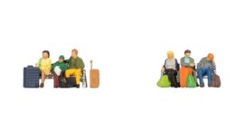 Noch 45213 Sitzende Reisende