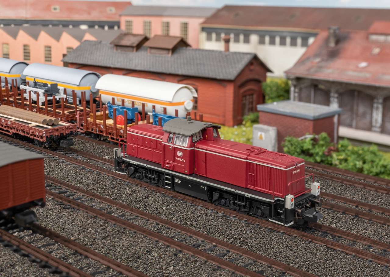 Minitrix 16312 Diesellokomotive Baureihe V 90 – Bild 5