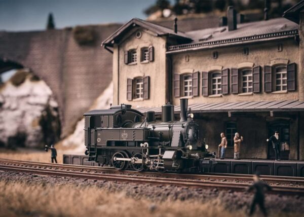 Minitrix 16332 Dampflokomotive Gattung R 3/3 – Bild 3
