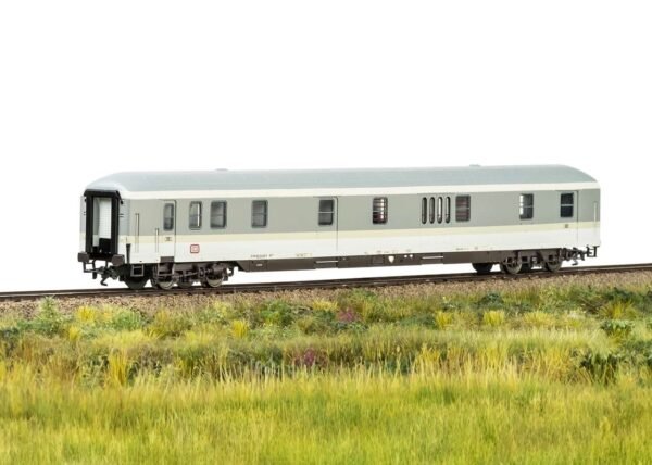 Trix 23100 Expressgutwagen