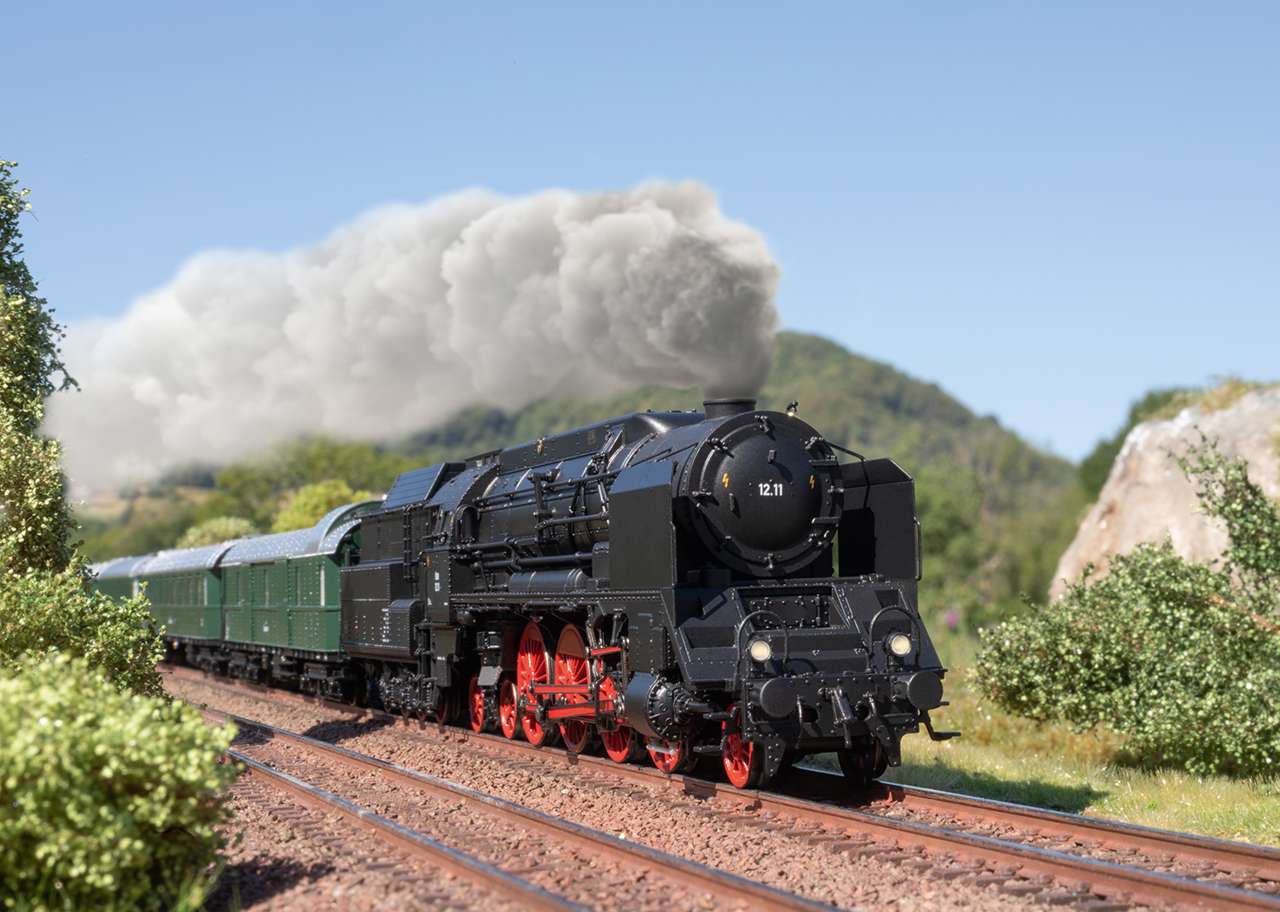 Trix T25012 Dampflok Reihe 12.11 ÖBB – Bild 3