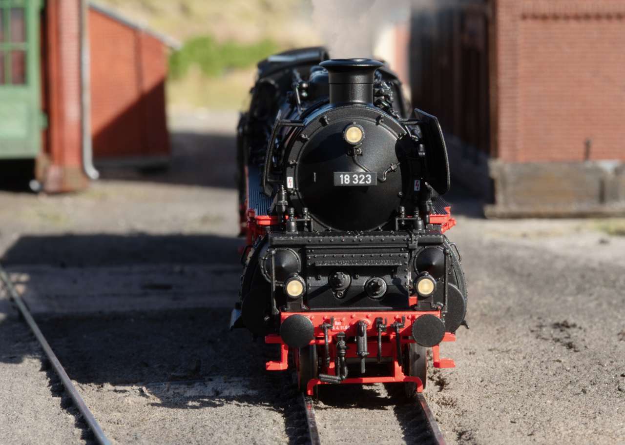 Trix 25323 Dampflokomotive 18 323 – Bild 9