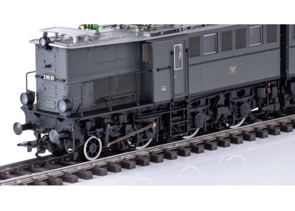 Trix 25950 Elektrolokomotive Baureihe E 95 – Bild 3