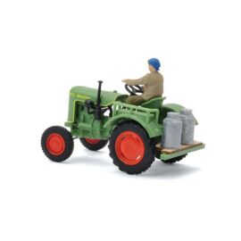 Busch 54154 Fendt F15 mit Bäuerin