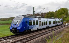 Piko 40211 N 3-tlg. Elektrotriebwagen Ta