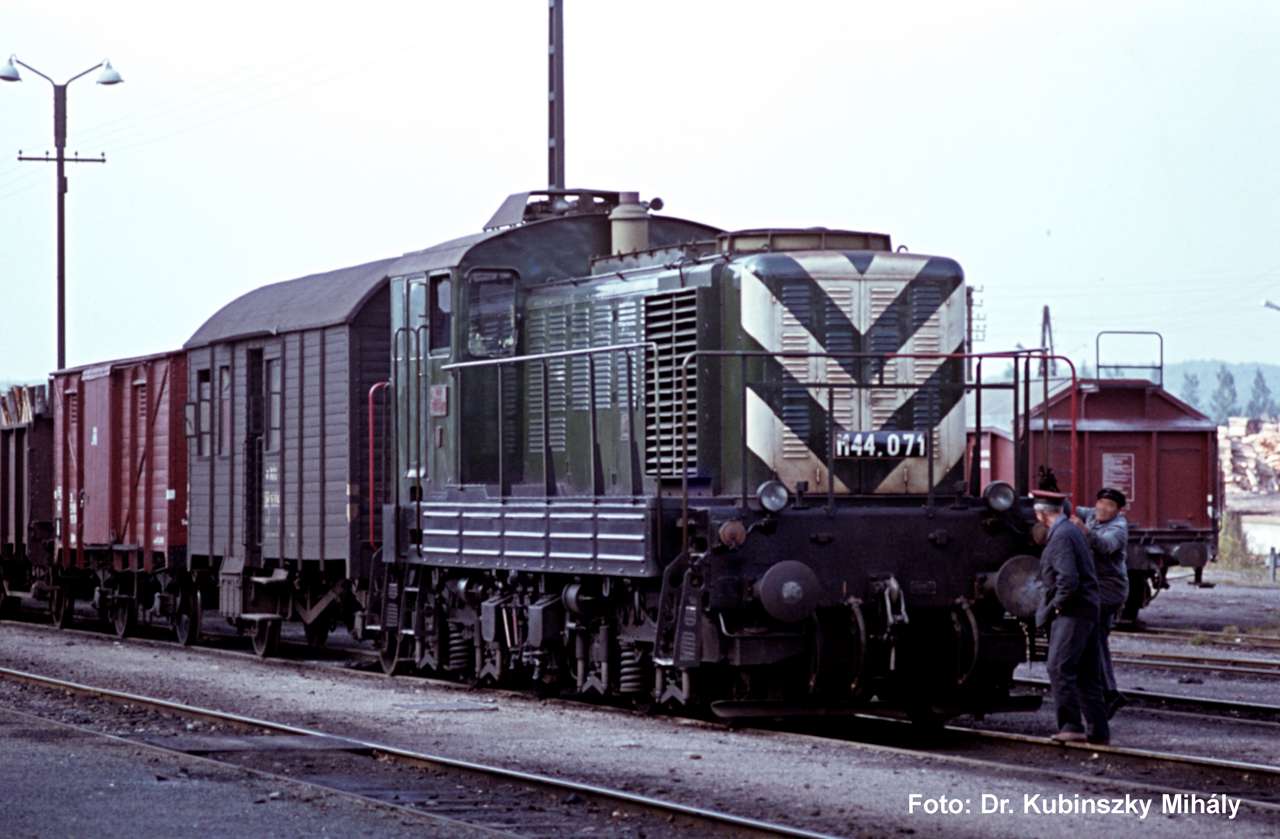 Piko 52383 Sound-Diesellok M44 MAV III W