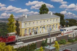 Faller 110119 Bahnhof Neukirchen