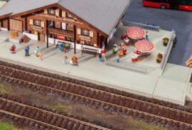 Faller 120206 Bahnsteige/Grundplatten