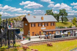 Faller 190095 Aktions-Set Bahnhof Eisele an